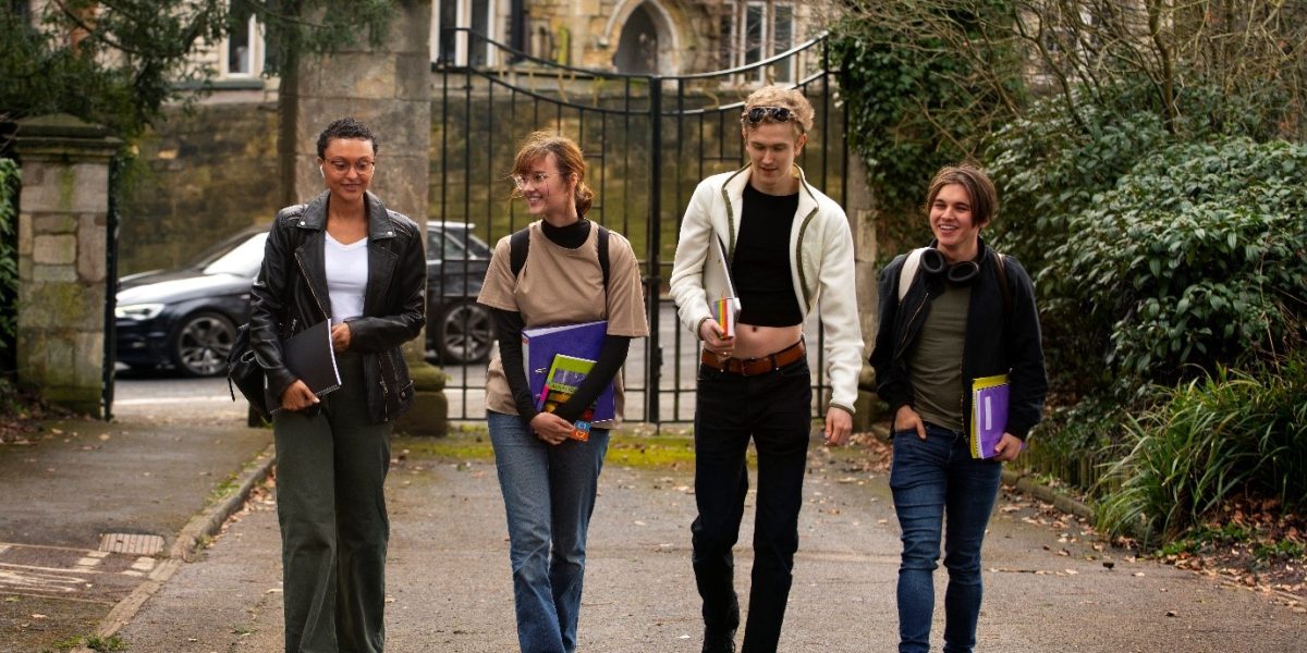 UK Education Pathways and Entry Options